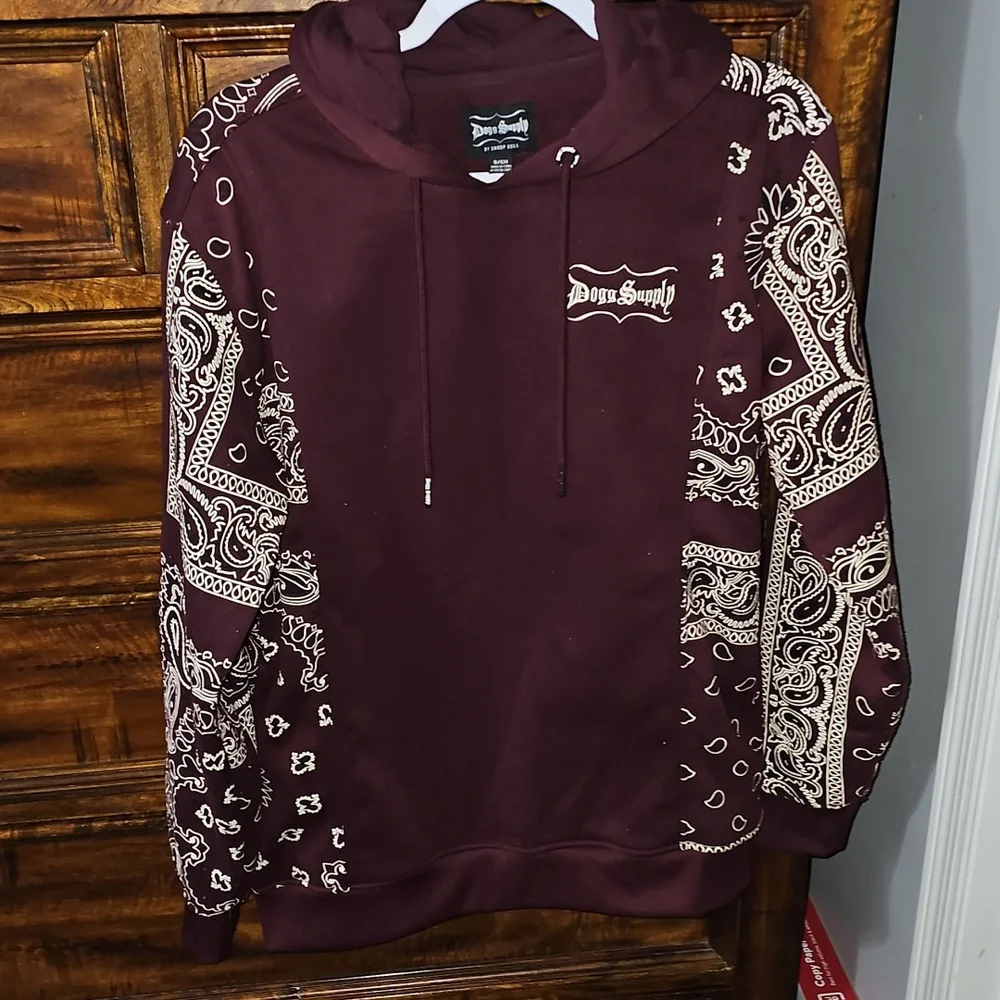 Dogg Supply By Snoop Dog Apparel. Sz Small Mens Hoodie